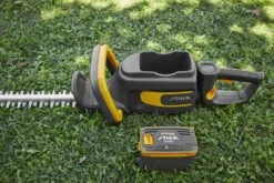 Stiga HT 700e Accu Heggenschaar Body - 56cm - 34mm -Gereedschapswinkel 075373a84959472aeb0233eda784b885