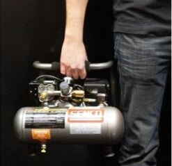 Senco PC1010 Compressor - 300W - 8 Bar - 3,8L -Gereedschapswinkel 1cf56412a8f2122160252dfa5d11433e