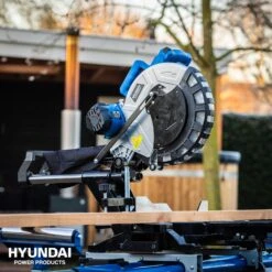 Hyundai 56256 Radiaal Afkortzaag - 1800W - 305mm (2x 45°) 21 Hyundai 56256 Radiaal Afkortzaag - 1800W - 305mm (2x 45°) -Gereedschapswinkel 1f06fd6f1efac1d121ec3c893cb9bd97