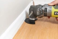 Ryobi RMT300-TA Multitool In Toolbox - 300W -Gereedschapswinkel 494f0b96bcfdecc4ec18216b7f4a6382