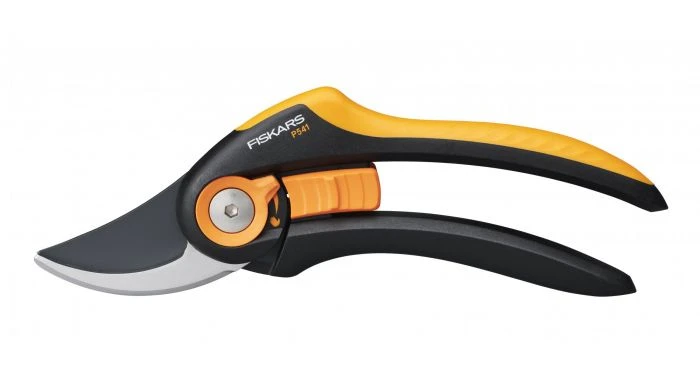 Fiskars 1057169 Plus Smartfit Snoeischaar Bypass P541 - 24mm 1 Fiskars 1057169 Plus Smartfit Snoeischaar Bypass P541 - 24mm