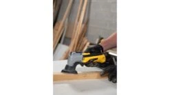 Powerplus POWX1347MC Multitool + 36 Accessoire In Blik - 300W -Gereedschapswinkel 841c5a7502fdb00486e4c0344158b6f5