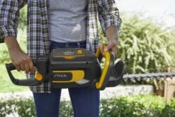 Stiga HT 700e Accu Heggenschaar Body - 56cm - 34mm -Gereedschapswinkel 966ce624ace9ac1b56d5a09d0d8c95f4