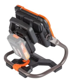 Powerplus POWDP8031 20V Accu Draagbare Schijnwerper -Gereedschapswinkel 9b81f967a5f72ca4a7de5478adfd5c92