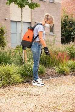 Powerplus POWDPG80460 20V Accu Rugsproeier / Druksproeier Rugzak - 16L -Gereedschapswinkel a04f407a8d60d20c7bca7bacfc710e91