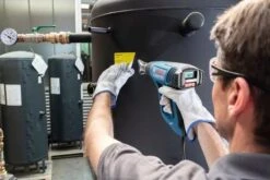 Bosch GHG 23-66 Small Kit Heteluchtpistool Incl. Mondstukken In Koffer - 2300W - 06012A6300 -Gereedschapswinkel b35bfdc11f0a3948c129e0621e2cfe56