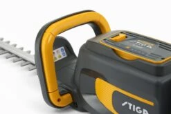 Stiga HT 700e Accu Heggenschaar Body - 56cm - 34mm -Gereedschapswinkel bf94536a11c1638839623453c5aaabff