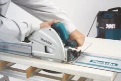 Makita SP6000J1X2 Invalzaag In Mbox Incl. Geleiderail (2st) In Foudraal - 1300W - 165mm -Gereedschapswinkel c4292669e727ec98e8a9d8e35636b346