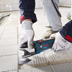 Bosch GOP 55-36 Multitool + 35 Delige Accessoireset In L-Boxx - 550W - 0601231101 12 Bosch GOP 55-36 Multitool + 35 Delige Accessoireset In L-Boxx - 550W - 0601231101 -Gereedschapswinkel d111bbd57fef717e1bbea95f43f28dc5