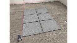 Kreator KRT706300 Zelfnivellerende Kruislijnlaser Body In Tas - 12 M - Rood - 2 Lijnen -Gereedschapswinkel da2f54f325841b92ea08df50fc14d5f6